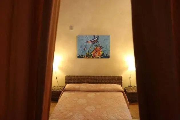 Classic Tek Büyük Yataklı Oda