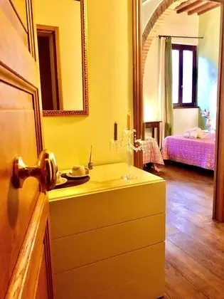 Classic Tek Büyük Yataklı Oda