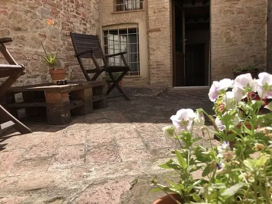 Classic Tek Büyük Yataklı Oda