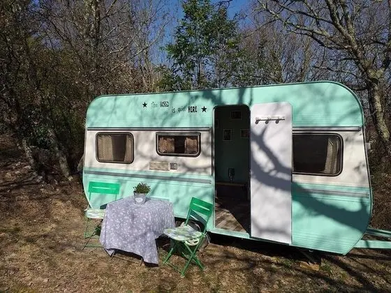 Karavan (Caravane Muguet)