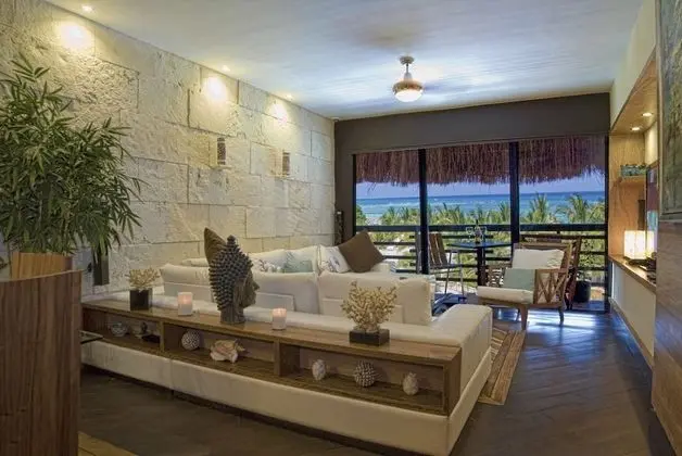 La Divina Two Bedroom Penthouse with Rooftop and Private Pool