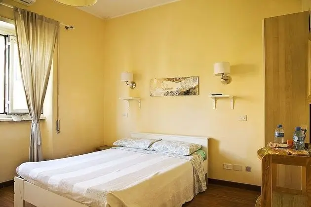 Dört Kişilik Oda, Özel Banyo (External)