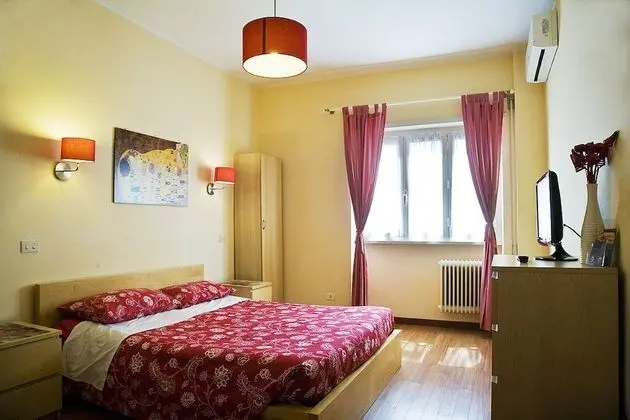 Tek Büyük veya İki Ayrı Yataklı Oda, Özel Banyo