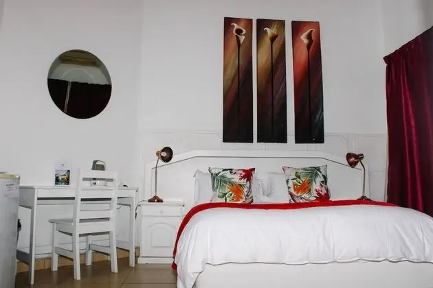 Oda (2 - QUEEN ROOM)