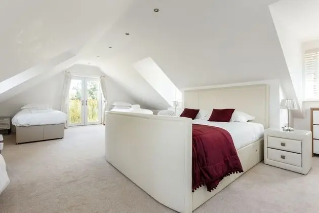 Ev (6 Bedrooms)