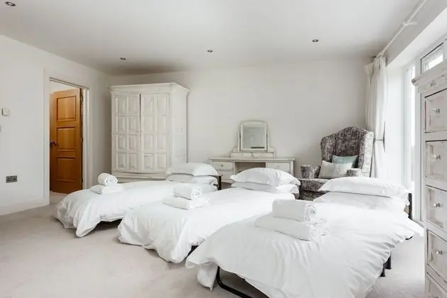 Ev (6 Bedrooms)