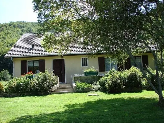 Kır Evi, Banyolu/Duşlu, Dağ Manzaralı