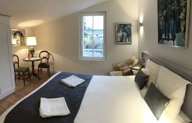 Tek Büyük Yataklı Oda (Chambre des Artistes)