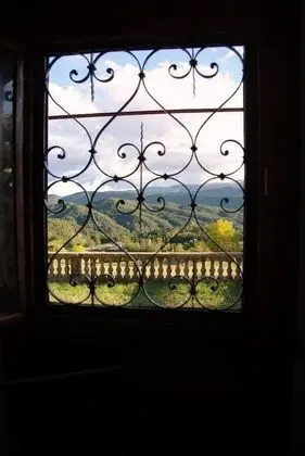 Üç Kişilik Oda (Sarde)