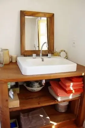 Üç Kişilik Oda (Sarde)