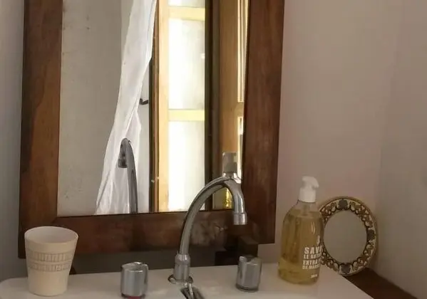 Üç Kişilik Oda (Sarde)