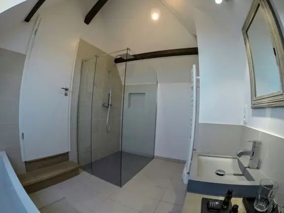 Junior Süit (Combles)