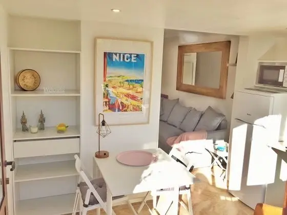 Apart Daire, Banyolu/Duşlu, Bahçe Manzaralı (3. La Capitainerie)