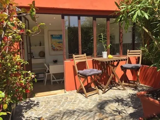 Apart Daire, Banyolu/Duşlu, Bahçe Manzaralı (3. La Capitainerie)