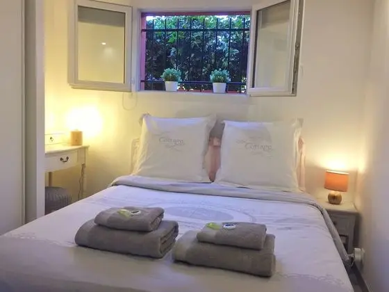 Apart Daire, Banyolu/Duşlu, Bahçe Manzaralı (La Garoupe)