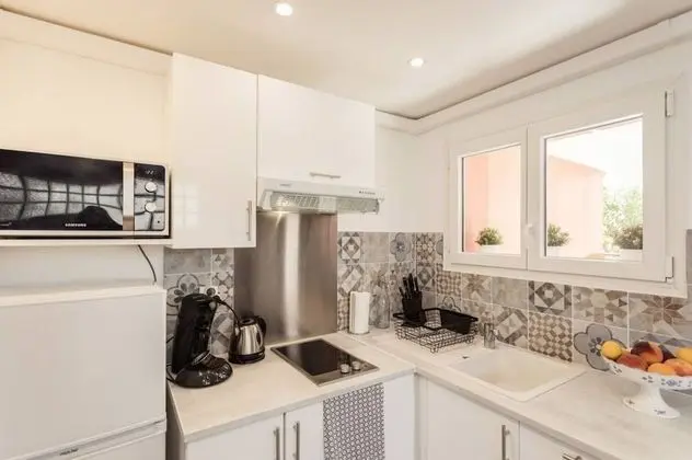 Apart Daire, Banyolu/Duşlu, Bahçe Manzaralı (La Garoupe)