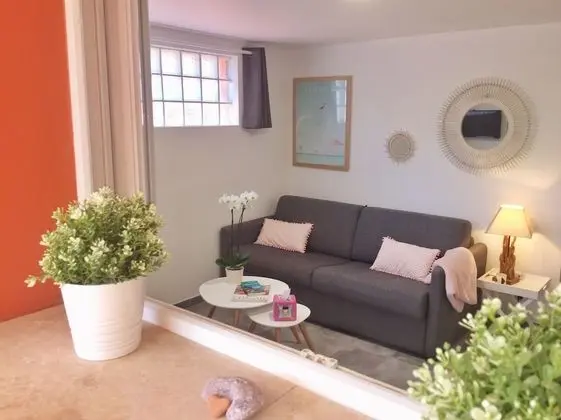 Apart Daire, Banyolu/Duşlu, Bahçe Manzaralı (La Garoupe)
