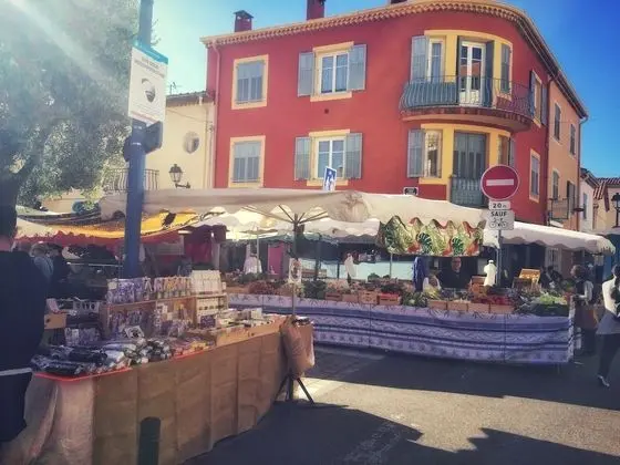 Apart Daire, Banyolu/Duşlu, Bahçe Manzaralı (La Salis)