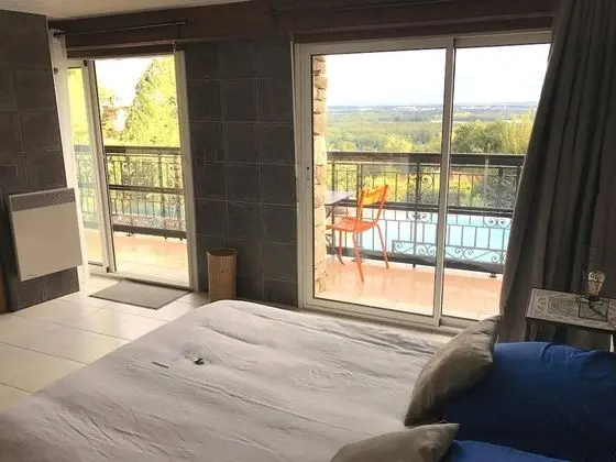 Tek Büyük Yataklı Oda, Balkon (Palmiers)