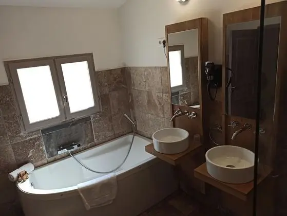 Comfort Tek Büyük Yataklı Oda