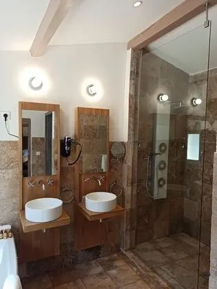 Deluxe Süit, Teras, Havuz Kenarı