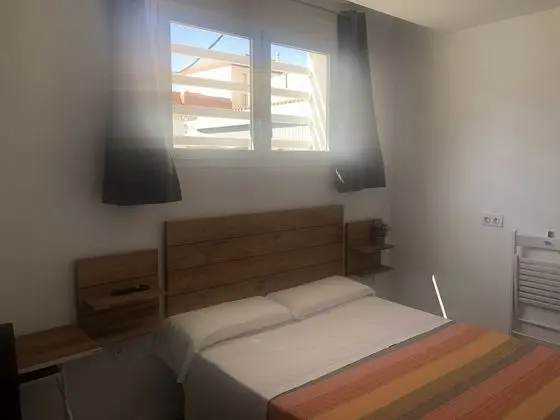 Basic Tek Büyük Yataklı Oda