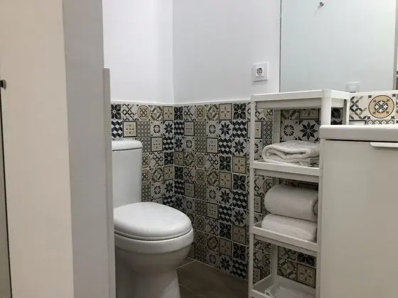 Basic Tek Büyük Yataklı Oda