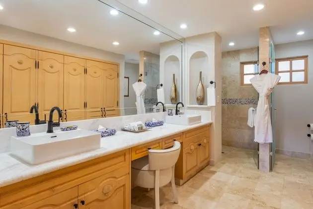 One Bedroom Suite