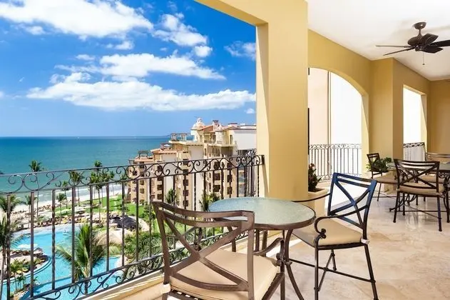 One Bedroom Suite