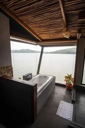 Honeymoon Stüdyo Süit, 1 En Büyük (King) Boy Yatak, Deniz Manzaralı, Denize Sıfır