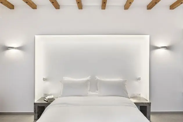 Sirokos Suite