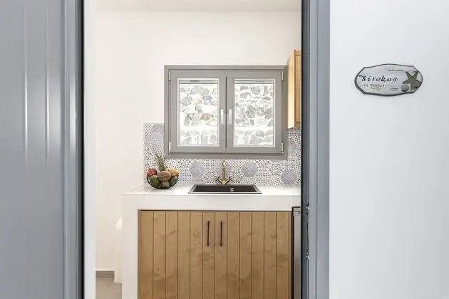 Sirokos Suite