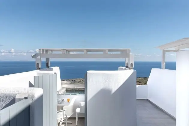 Sirokos Suite
