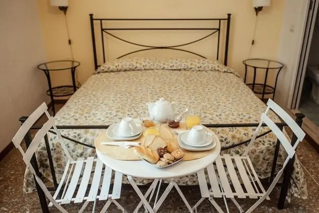 Tek Büyük Yataklı Oda