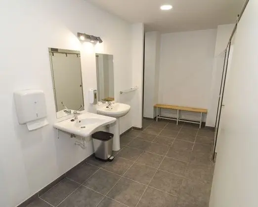 Ortak Ranzalı Oda, Karma Ranzalı Oda (8 beds)