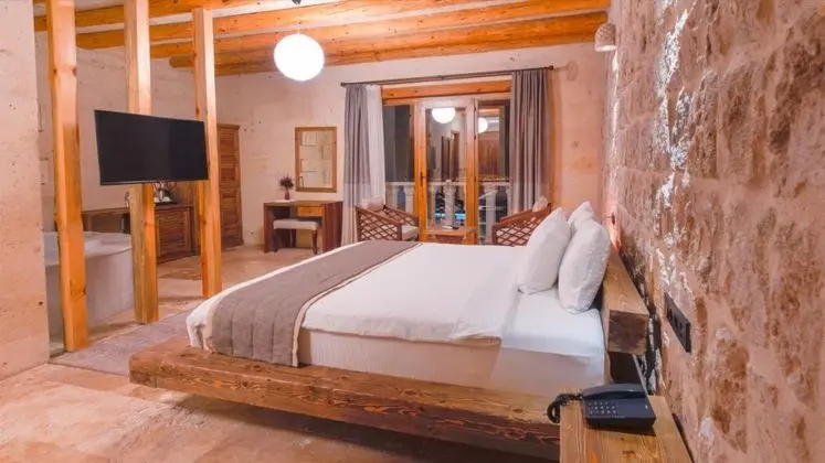 Suite, Vadi Manzaralı, Jakuzili