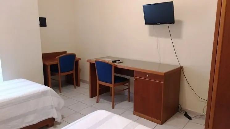 Basic İki Ayrı Yataklı Oda