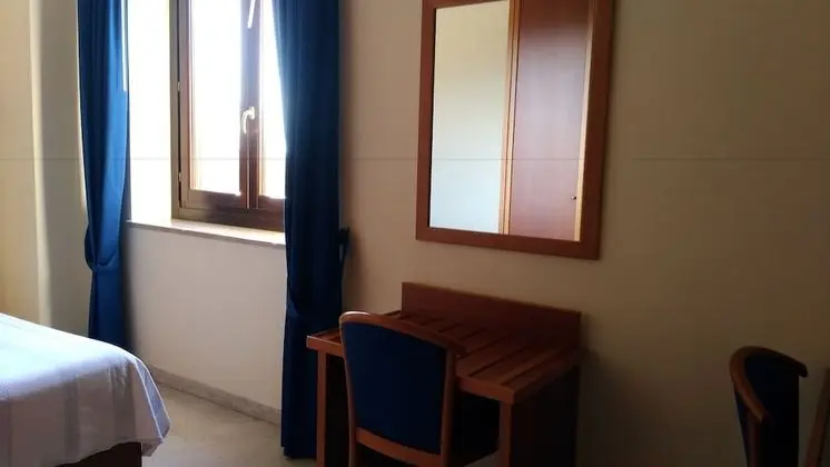 Basic İki Ayrı Yataklı Oda