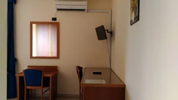 Basic İki Ayrı Yataklı Oda