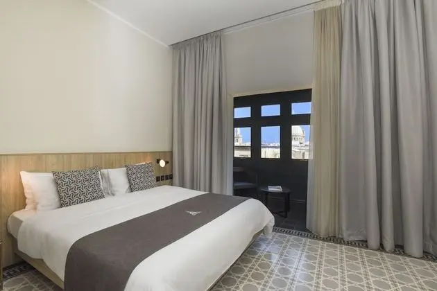 Superior Tek Büyük veya İki Ayrı Yataklı Oda, Balkon
