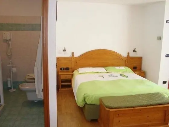 Tek Büyük veya İki Ayrı Yataklı Oda