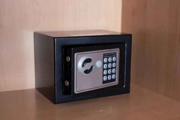 Standard Oda, Balkon, Kısmi Deniz Manzarası