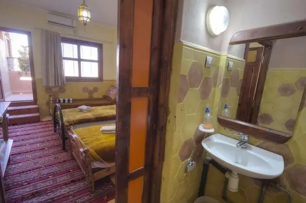 Üç Kişilik Oda