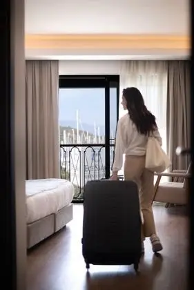 Çift Kişilik, Deniz Manzaralı, Fransız Balkonlu