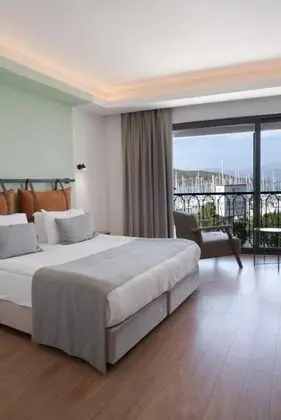Çift Kişilik, Deniz Manzaralı, Fransız Balkonlu