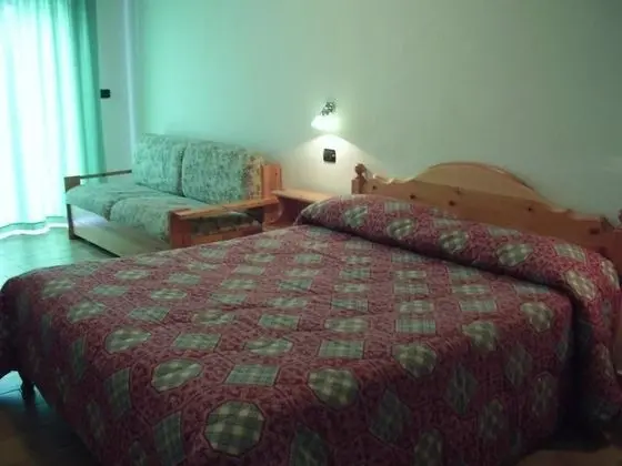 Tek Büyük veya İki Ayrı Yataklı Oda