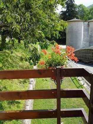 Tek Büyük Yataklı Oda, Balkon