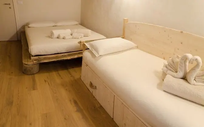 Tek Büyük veya İki Ayrı Yataklı Oda