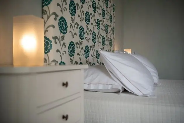 Comfort Tek Büyük veya İki Ayrı Yataklı Oda