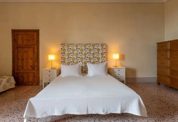 Comfort Tek Büyük veya İki Ayrı Yataklı Oda